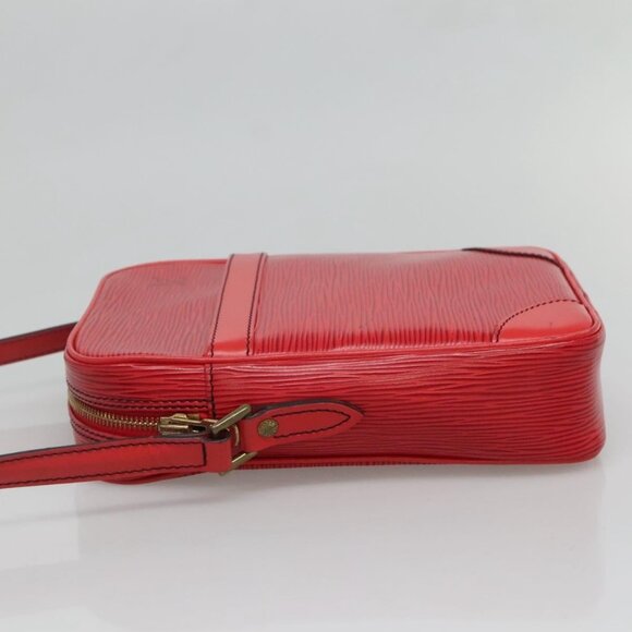 LOUIS VUITTON Epi Danube Shoulder Bag Red - Picture 9 of 16